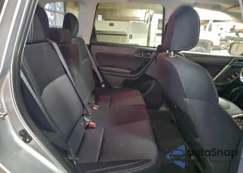 2017 Subaru Forester 2.5I Premium z USA, uszkodzony, nr VIN JF2SJAEC2HH461679